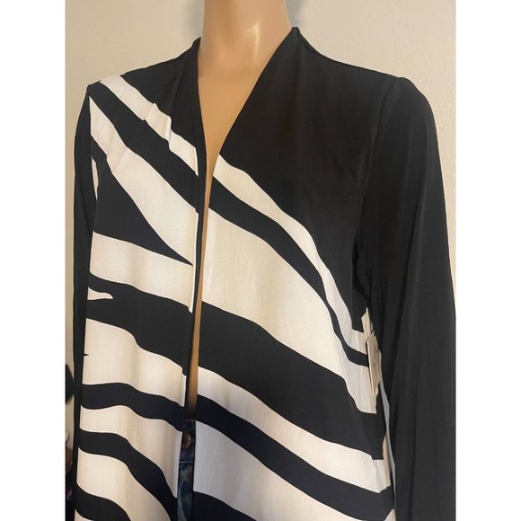 NWT Chico's Womens Knit Kit Zebra Print Optic White Black Jacket - Size 2 12/14 - Picture 8 of 11